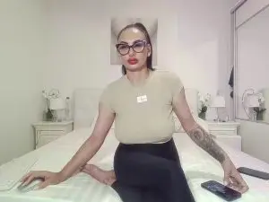 Cam4 Free Porn Cam of alisonya