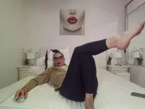 Cam4 Live Porn of alisonya