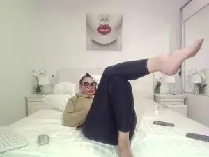 Cam4 Watch Live Sex Cams of alisonya