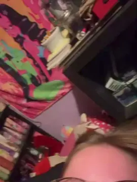 Cam4 Live Sex of Lily7
