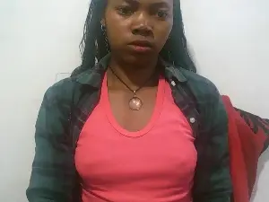Sandratriniaina from cam4