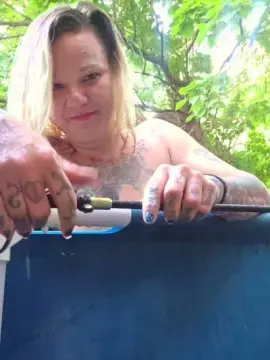 Cam4 Live Sex of NinaBab3