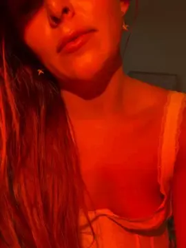 Redbabe6969 from cam4
