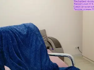 Lisa_Kate from cam4
