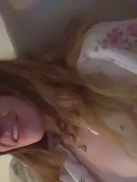 Cam4 Best Webcam of LittleBabe_XO