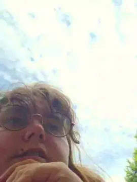 Cam4 Free Live Porn of harmyfr