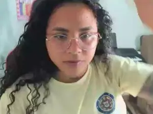 Cam4 Watch Live Sex Cams of Hot_ama