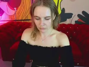 Cam4 Watch Live Sex Cams of MaribelRiverr