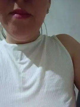 Cam4 Adult Video Chat of Alisgoddes