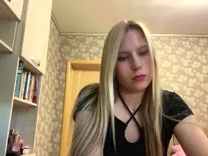 Cam4 Live Sex Cam of GaynelleBaj