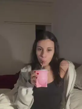 Cam4 Free Live Porn of hardkitty1