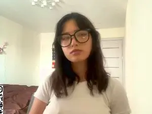 Cam4 Adult Video Chat of DaphineArredla