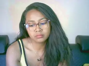 Cam4 Sex Cam of Yummy_sitraka