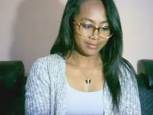Cam4 Best Webcam of Yummy_sitraka