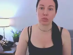 Cam4 Live Sex of MiaDreamy