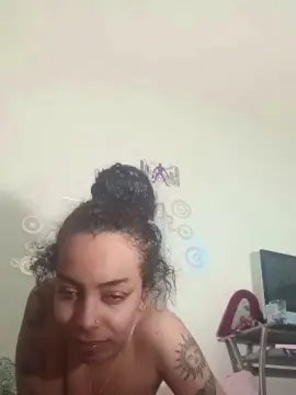 Cam4 Free Porn Cam of elleblue_sexy