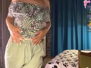 Cam4 Best Webcam of CurlyWinxy