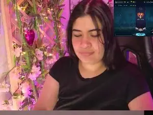 DaphneContry from cam4