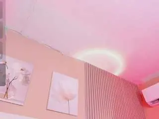 Camsoda Free Live Porn of lilly-19