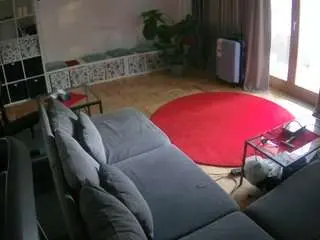 Camsoda Adult Webcam of voyeurcam-julmodels-living-4