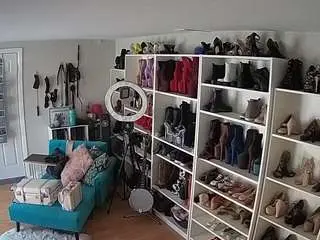 Camsoda Private Sex Chat of voyeurcam-missoliviablack-03