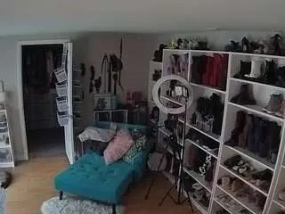 Camsoda Live Porn of voyeurcam-missoliviablack-03