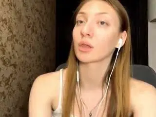 Camsoda Free Porn Cam of irmgardfitzrandolph