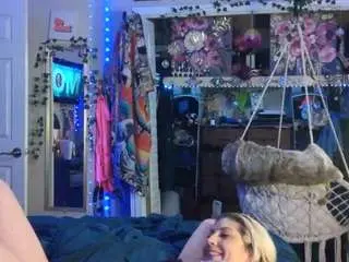 Camsoda Watch Live Sex Cams of anikaminkov