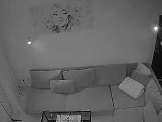 Camsoda Nude Webcam of voyeurcam-julmodels-living-7