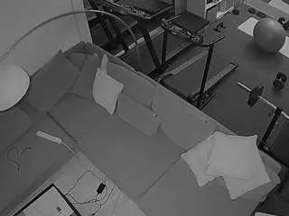 Camsoda Adult Webcam of voyeurcam-julmodels-living-7