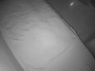 Camsoda Live Sex Cam of voyeurcam-julmodels-greybed-2