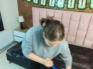 valeriaa19 from camsoda