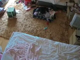 voyeurcam-julmodels-whitebed-5 from camsoda