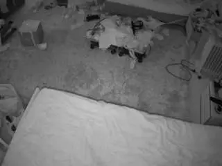 Camsoda Adult Webcam of voyeurcam-julmodels-whitebed-5