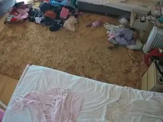 Camsoda Live Sex of voyeurcam-julmodels-whitebed-5