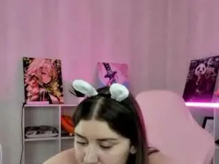 Camsoda Nude Webcam of maya-raay