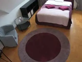 voyeurcam-julmodels-whitebed-1 from camsoda