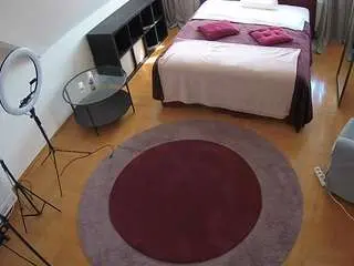 Camsoda Sex Cam of voyeurcam-julmodels-whitebed-1