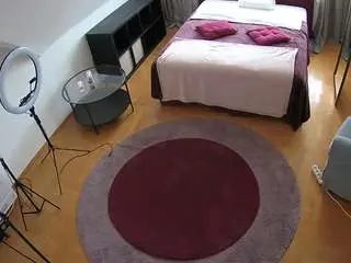 Camsoda Watch Live Sex Cams of voyeurcam-julmodels-whitebed-1