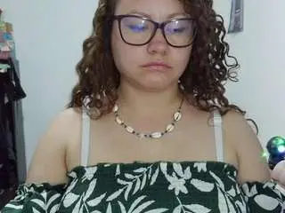 Camsoda Sex Chat of curly-greeneyed