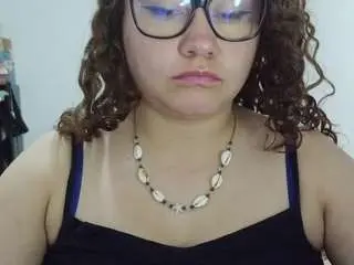 Camsoda Adult Video Chat of curly-greeneyed