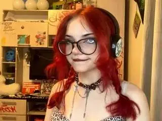 Camsoda Adult Video Chat of redheadcatxdd