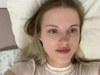 Camsoda Adult Webcam of denissetinnin