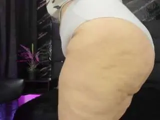 Camsoda Adult Webcam of arethaozz