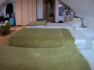 Camsoda Free Live Porn of voyeurcam-julmodels-bed-3