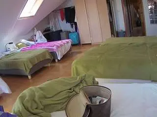 Camsoda Live Sex Cam of voyeurcam-julmodels-bed-3