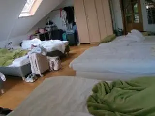 Camsoda Watch Live Sex Cams of voyeurcam-julmodels-bed-3