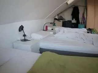 Camsoda Live Sex of voyeurcam-julmodels-bed-4