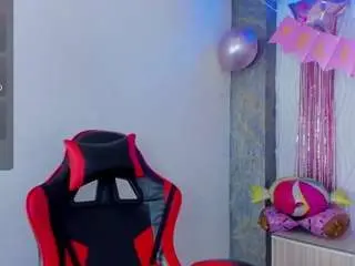 Camsoda Free Live Porn of susan-moore29