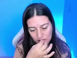 april-johnson from camsoda